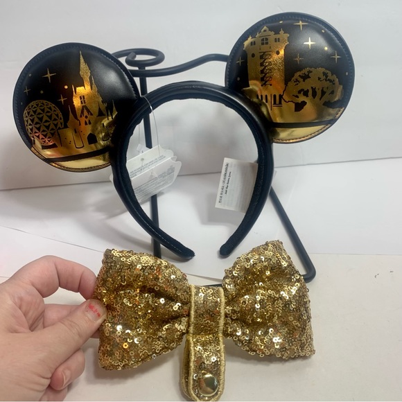 NWT. Disney Park Icons Ear Headband with Removable gold sequin Bow. - Picture 12 of 12